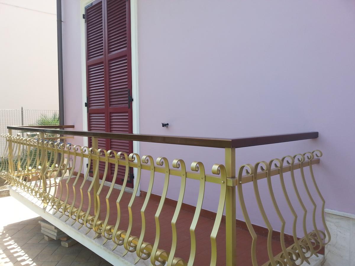 B&B Civico22 Civitanova Marche Exterior foto